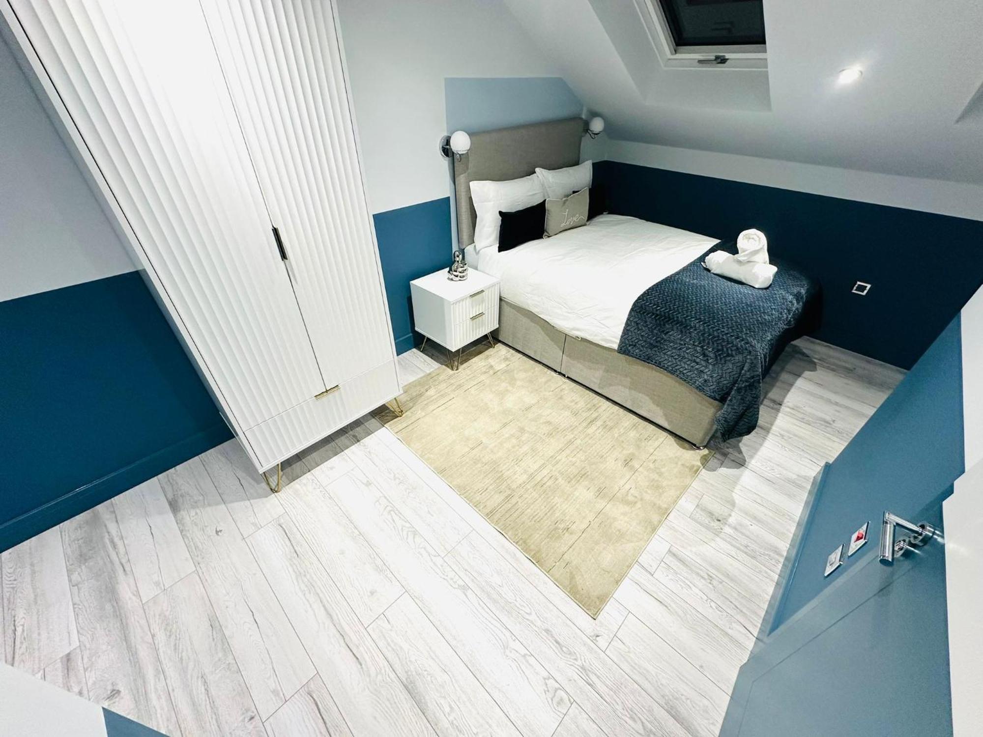 The Navy House Peckham - No 221 - Stylish London
