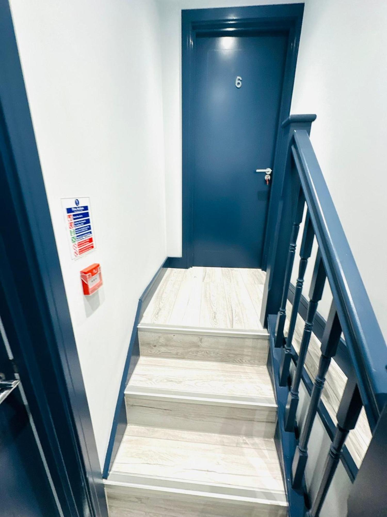 The Navy House Peckham - No 221 - Stylish Apartment London